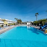 Semesteranläggning (resort) Thb Tropical Island 4*