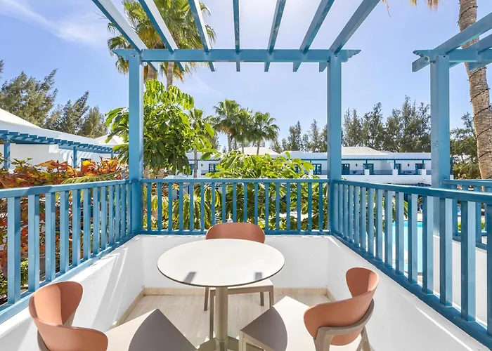 Θέρετρο Thb Tropical Island