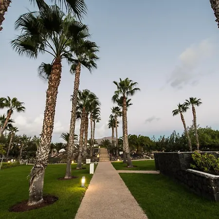 Θέρετρο Thb Tropical Island