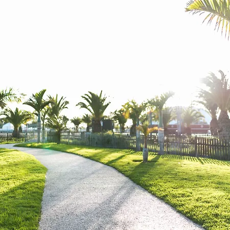 Thb Tropical Island Resort 4*