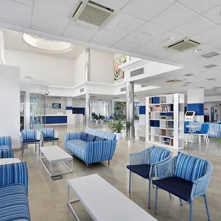 منتجع Thb Tropical Island 4*