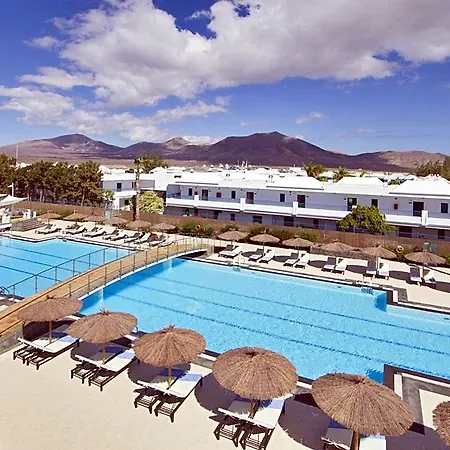 Thb Tropical Island منتجع