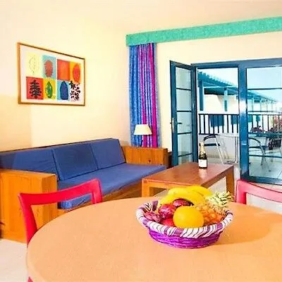 Thb Tropical Island منتجع 4*