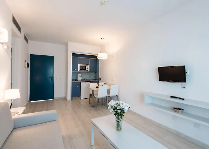 Thb Tropical Island Üdülőközpont