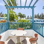 Resort Thb Tropical Island