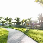 Thb Tropical Island Resort 4*